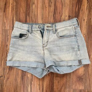 Old Navy Light wash Denim Shorts Mid Rise, Size 0
